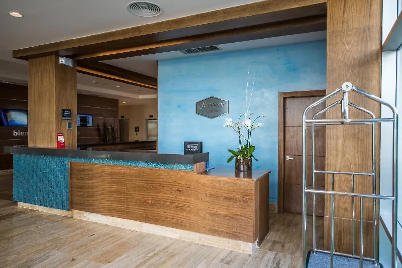 ** Otel Hampton Inn Santo Domingo Airport La Caleta Dominik Cumhuriyeti