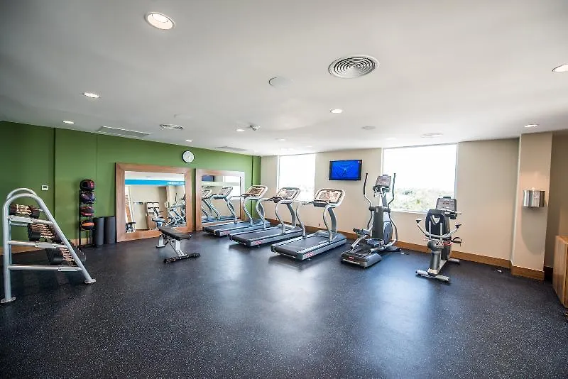 Hampton Inn Santo Domingo Airport La Caleta Otel